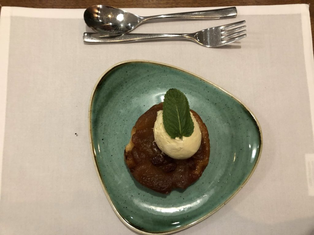 Dessert in the Cathay Pacific Lounge