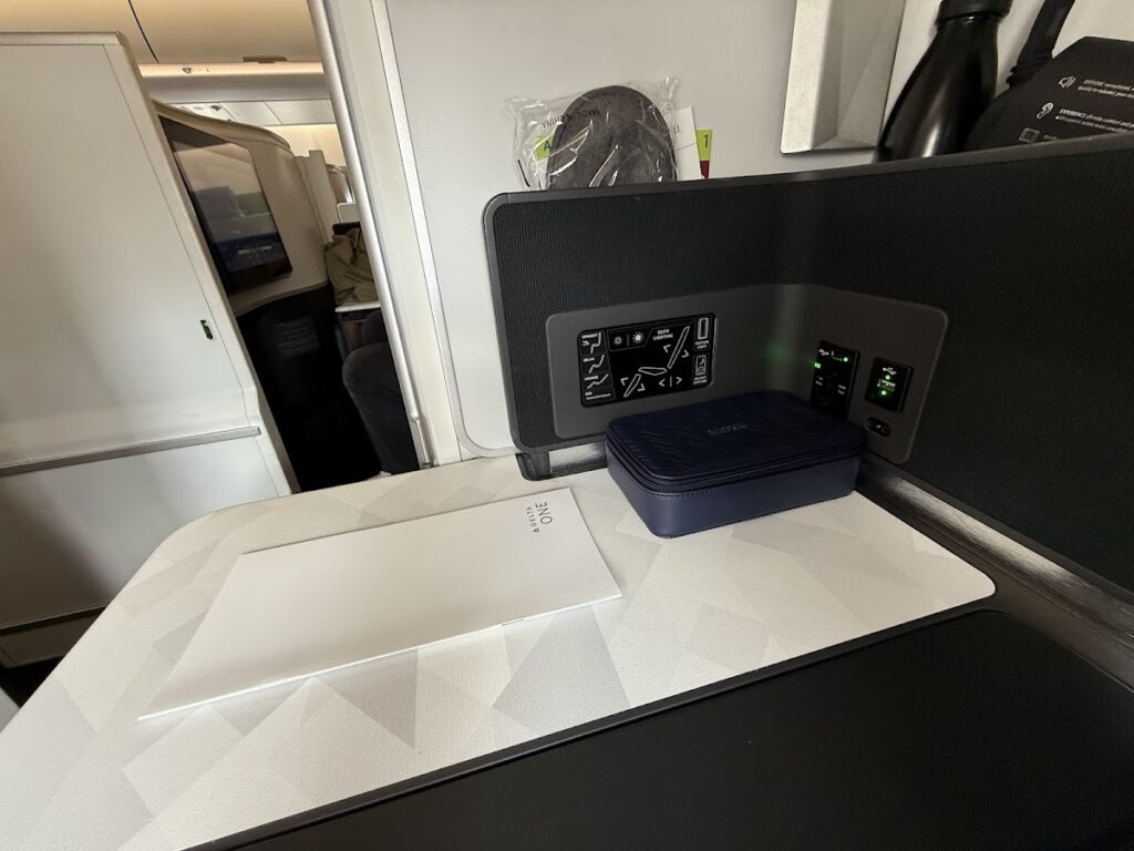 Spacious ledge on the Delta Business Class Suite