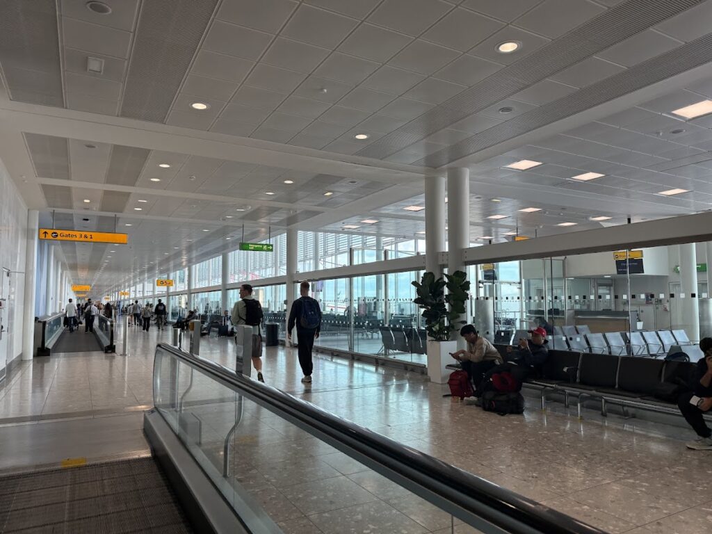 Terminal 3 boarding for Delta Business Class