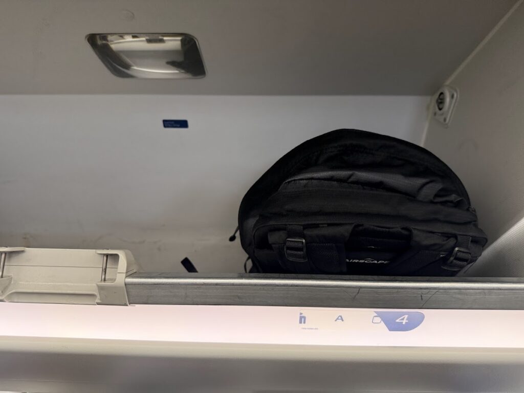 Overhead storage on Delta Business Class Suite
