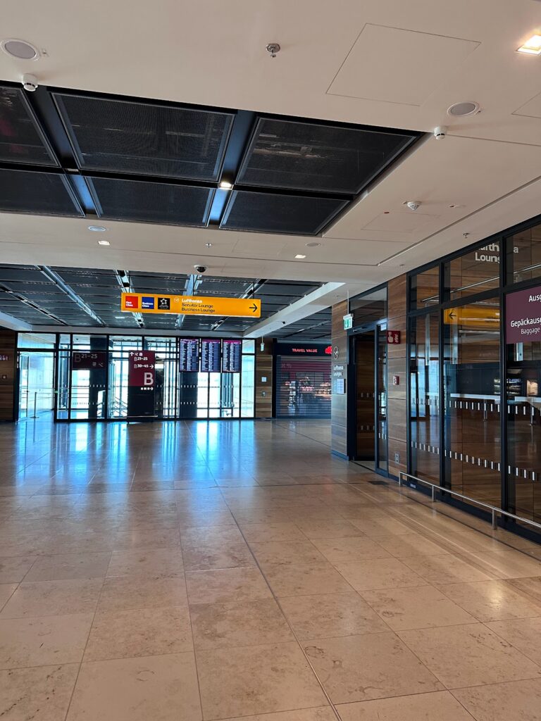 Long walks to the lounges - Berlin Brandenburg Airport (BER)