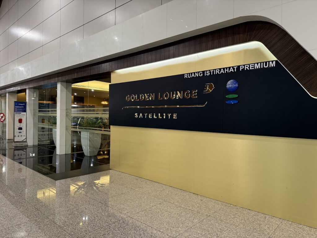 Malaysia Airlines Golden Lounge Kuala Lumpur (International)