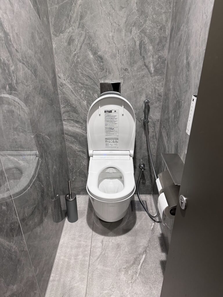 Upgraded washrooms in the Singapore Airlines Lounge Heathrow