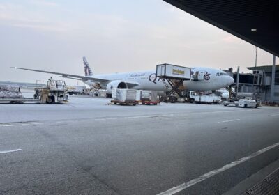 Qatar Airways 777