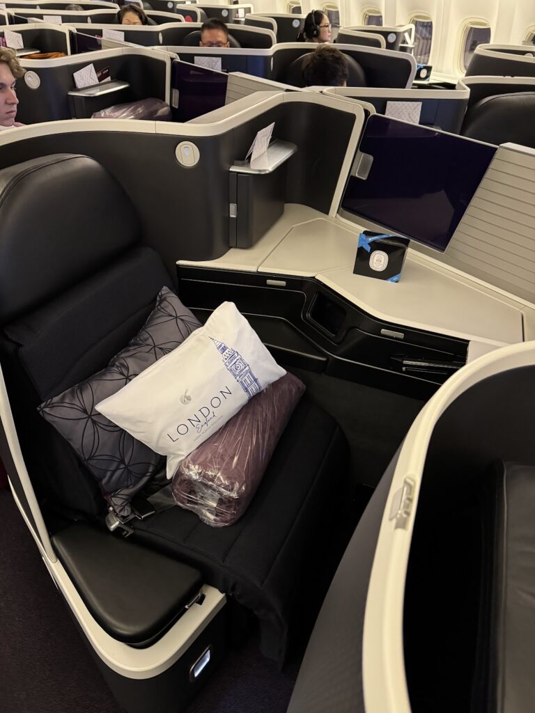 Qatar Airways 777