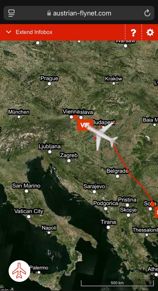 Flight map was available through the Wifi