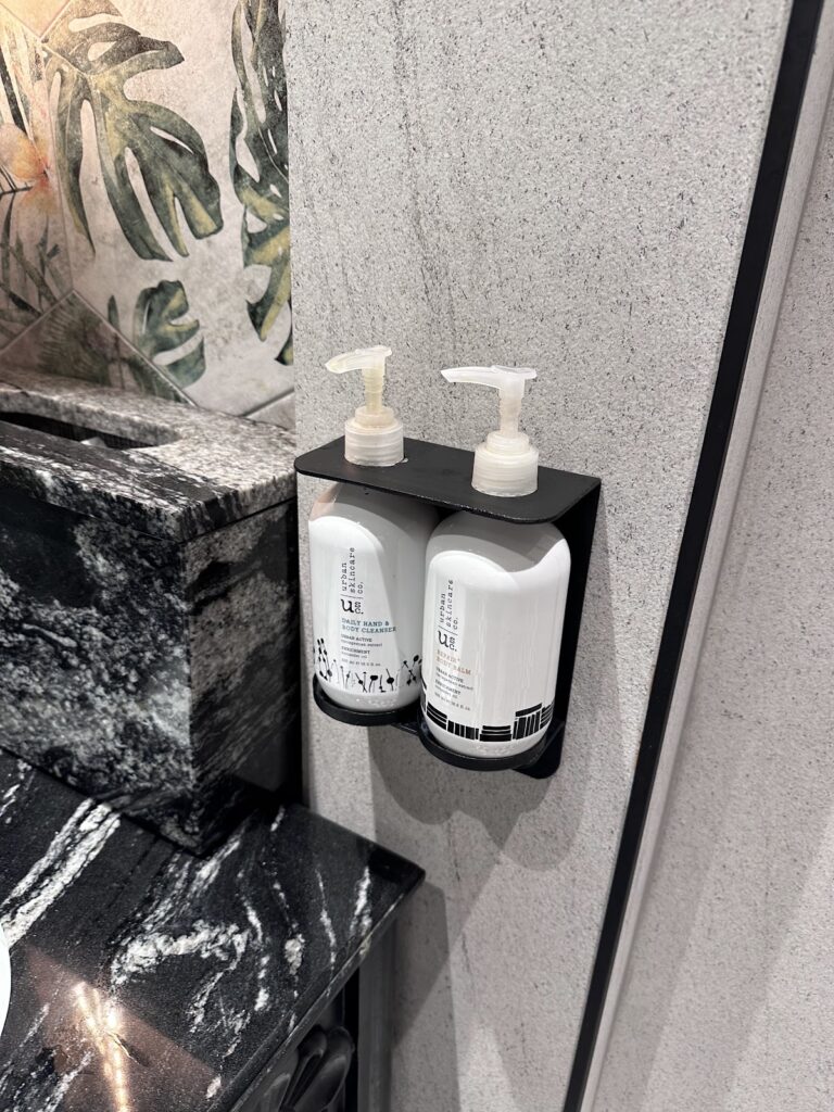 Well-appointed washrooms in the Plaza Premium First Lounge Kuala Lumpur