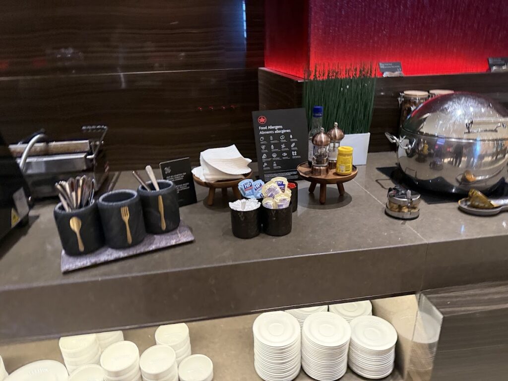 Condiments in the Maple Leaf Lounge