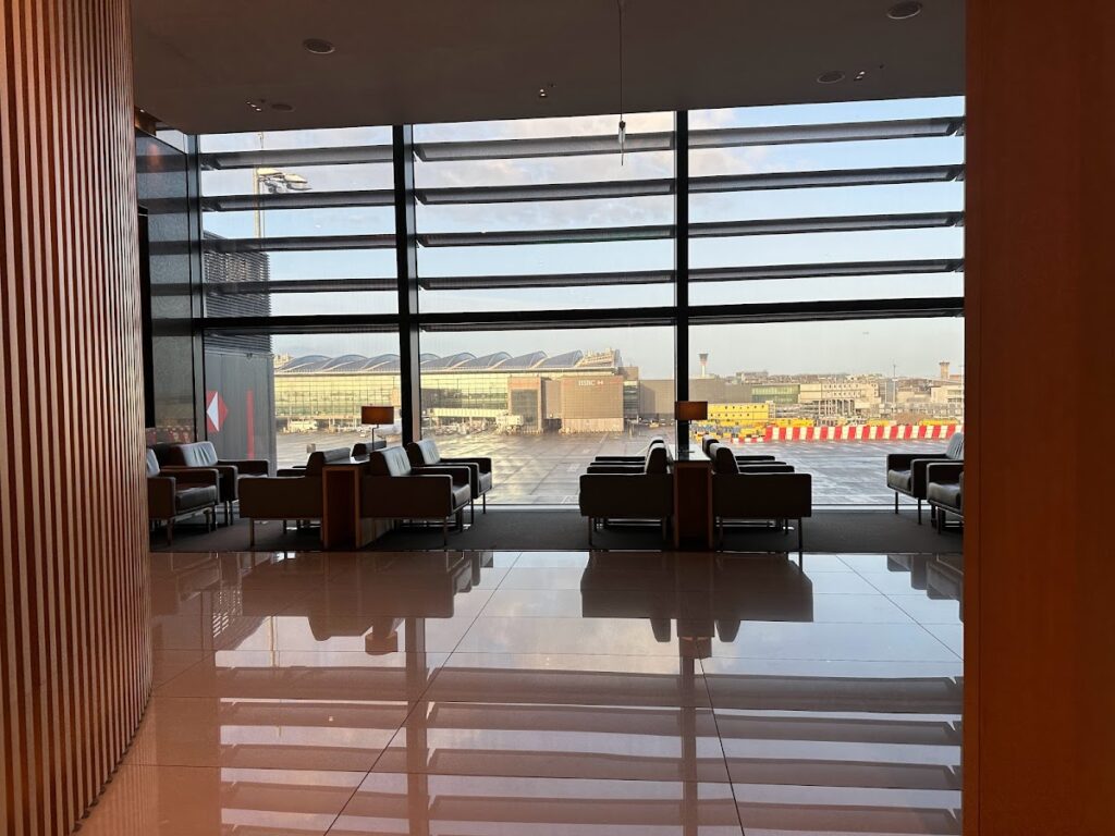 The space in the Air Canada Maple Leaf Lounge
