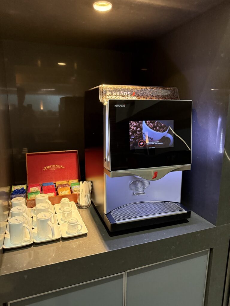 Coffee machine in the American Airlines Lounge São Paulo