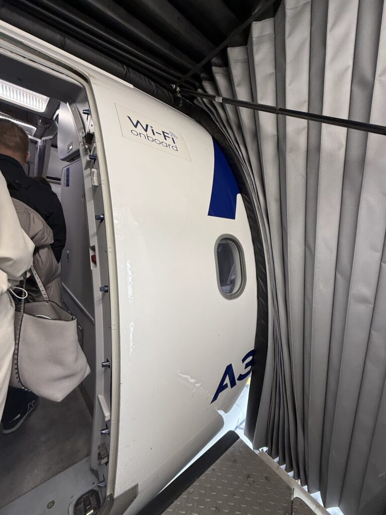 Boarding Aegean A321neo Business Class