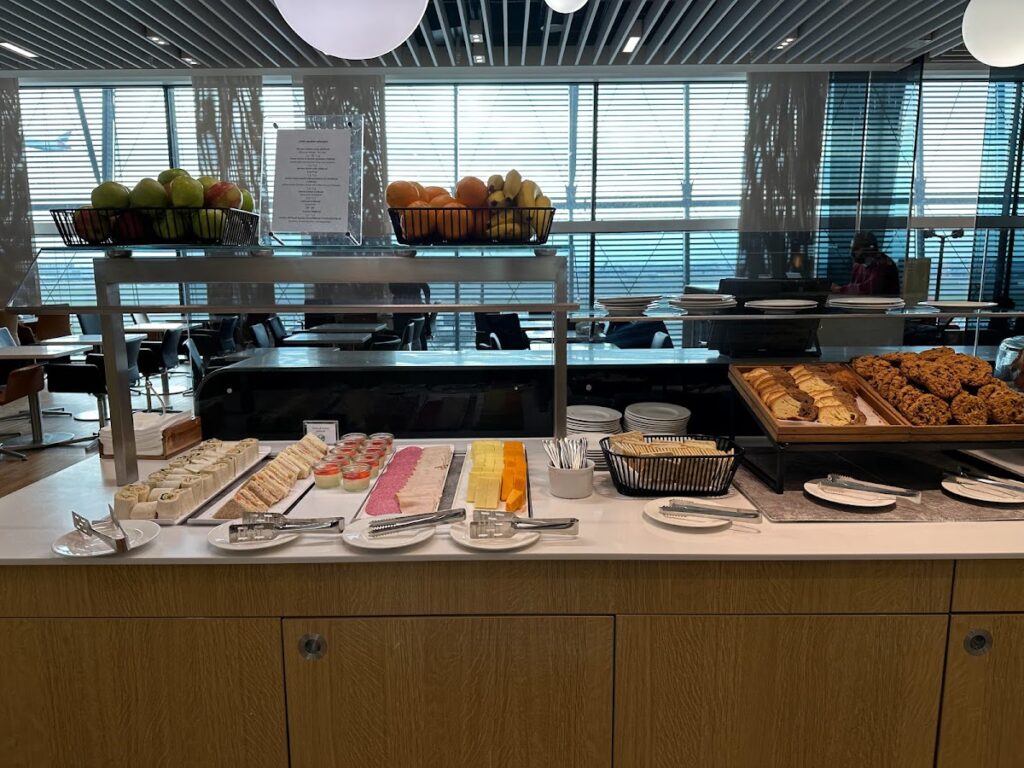 Cold buffet in the Lufthansa Lounge