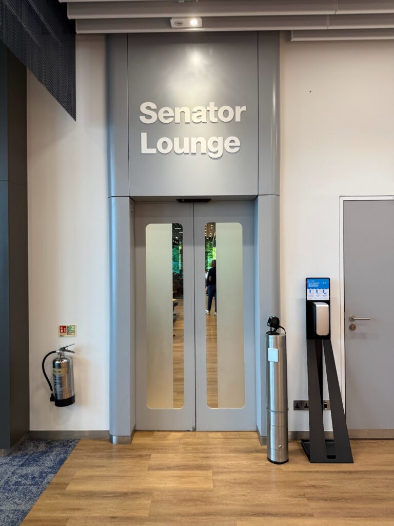 The Senator lounge at the back of the business lounge