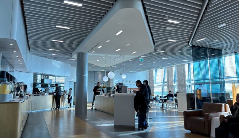 Lufthansa Lounge London Heathrow