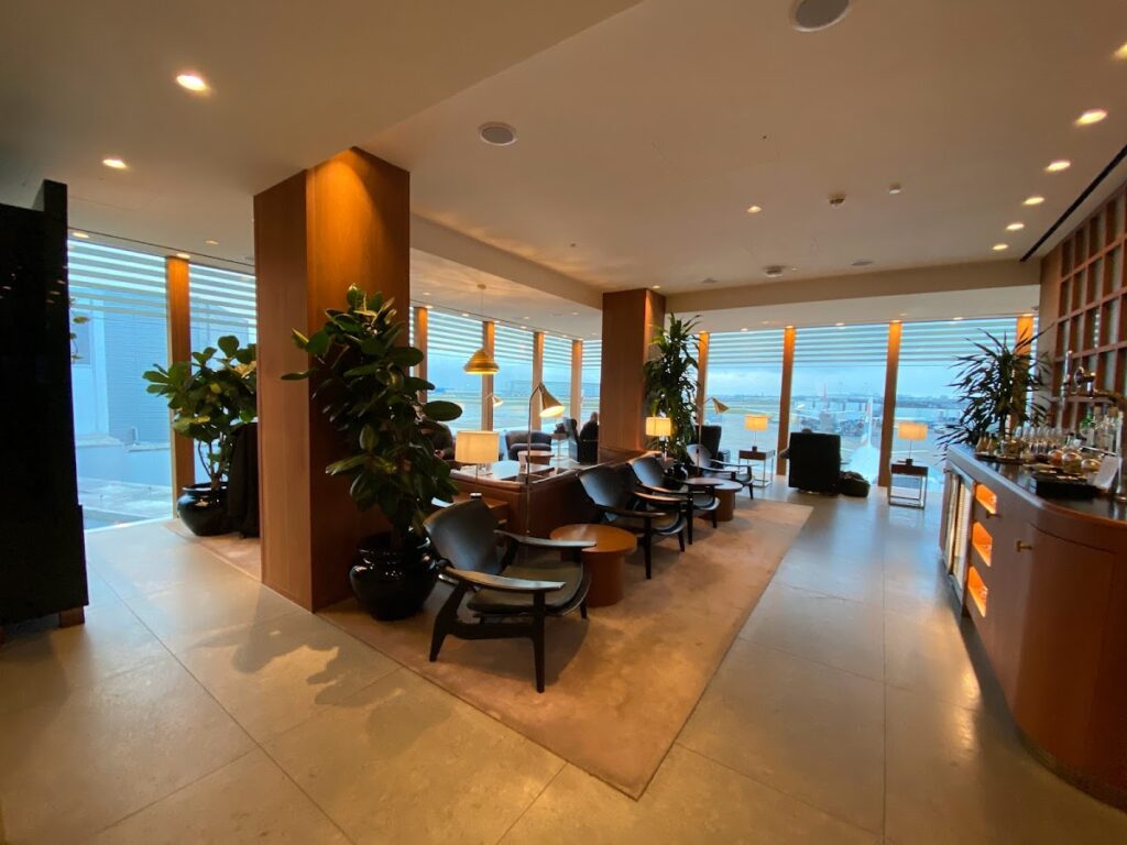 Cathay Pacific Lounge Heathrow