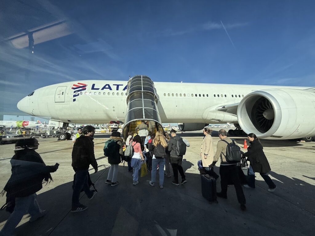 Boarding a LATAM 777-300 at Lisbon