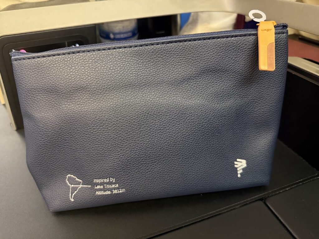 Amenity kit on LATAM 777-300 Premium Business