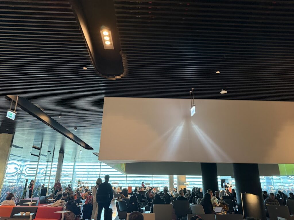 A view across the ANA Lounge Lisbon Airport