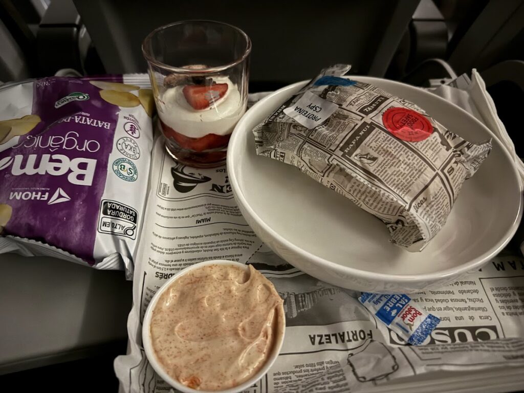 Snack on LATAM A320 Premium Economy