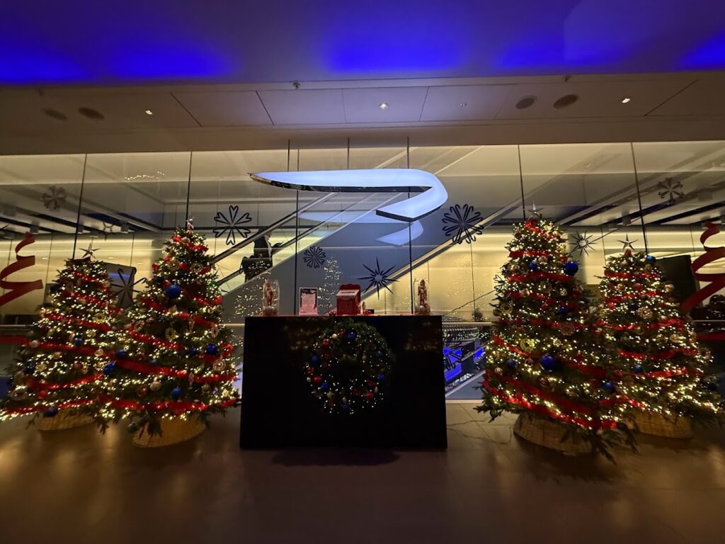 British Airways South Lounges at Christmas