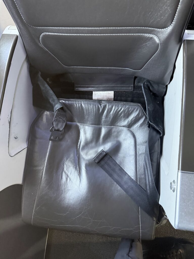 Involuntary new recline feature on British Airways A320 Club Europe