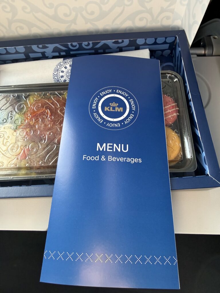 Meal service on KLM A321 Business Class