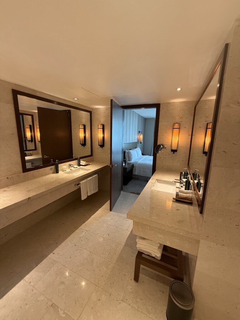 Bathroom in 950 at Hilton Kota Kinabalu