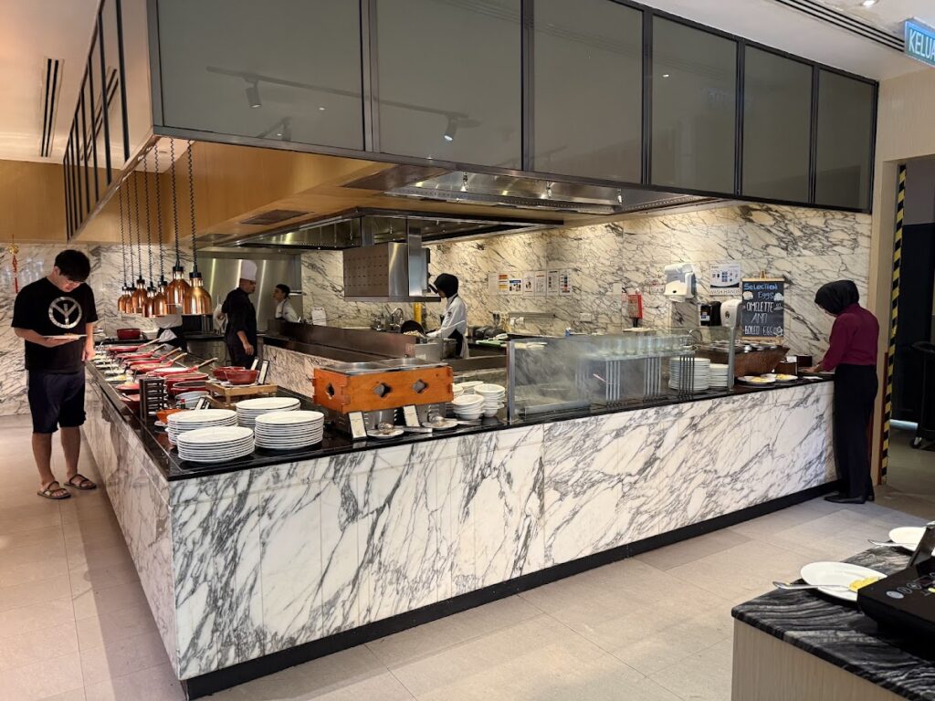 Breakfast in the main restaurant at Hilton Kota Kinabalu