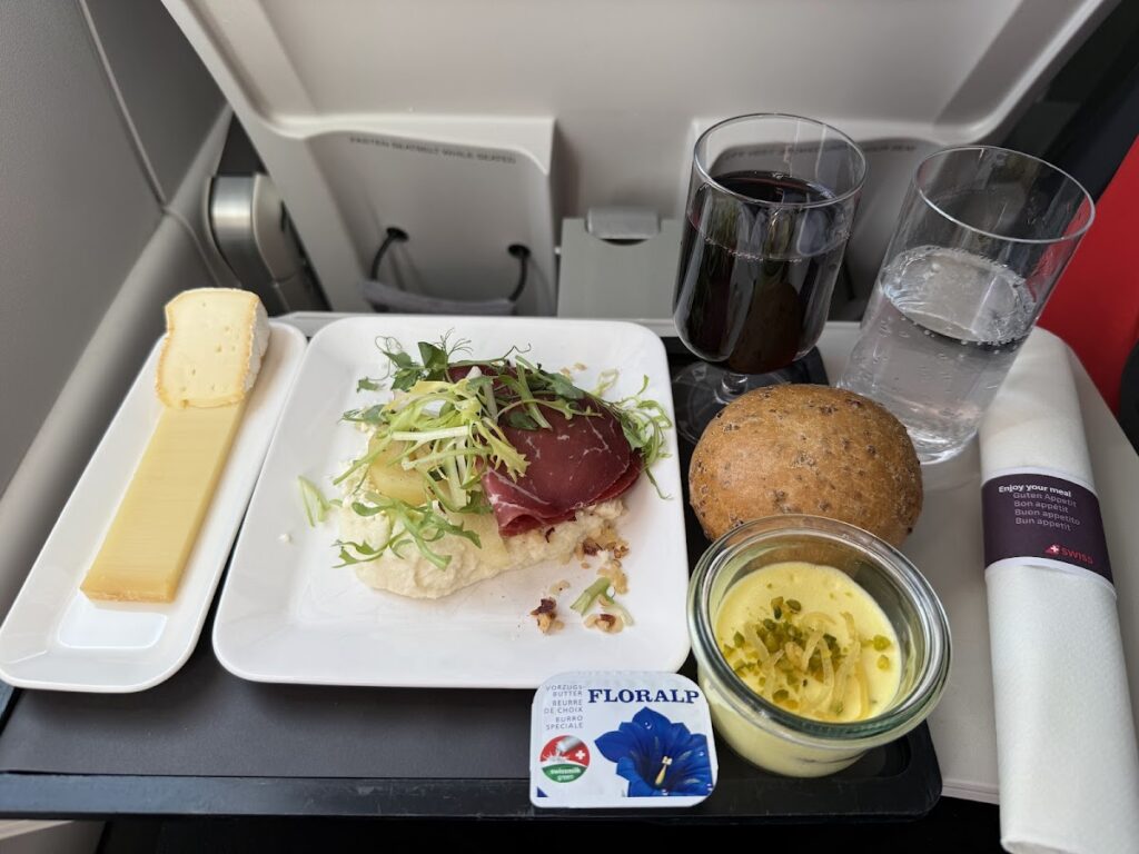 Meal tray on Swiss A220-300 Business Class