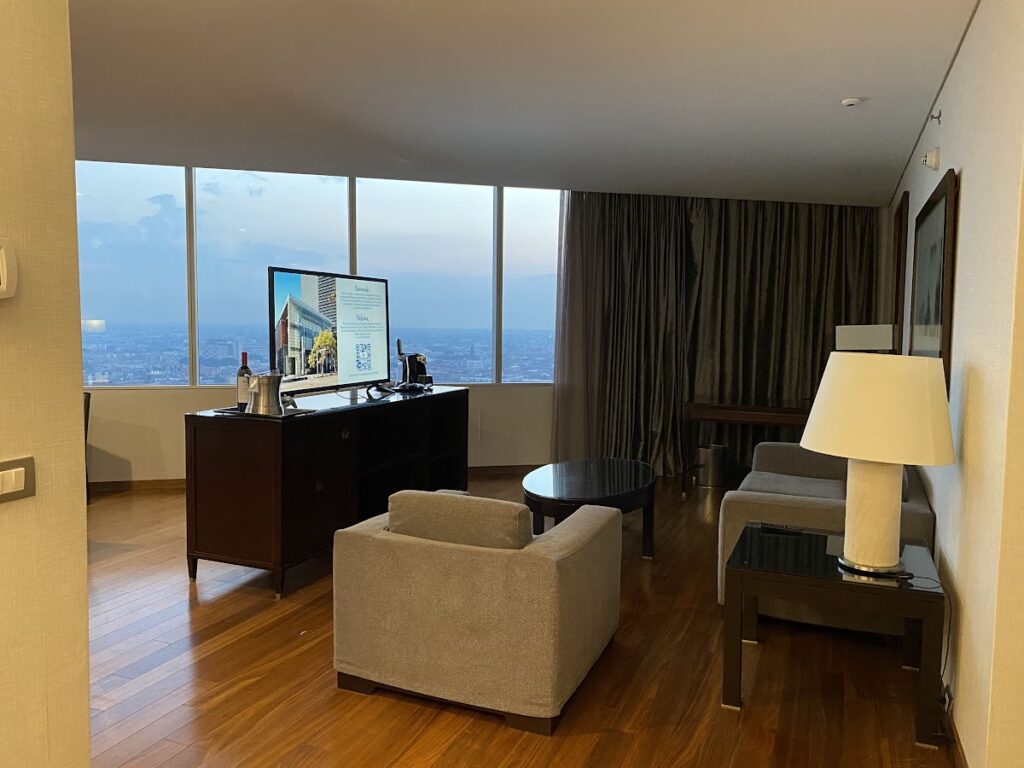 Hilton Mexico City Reforma suite living area with city views