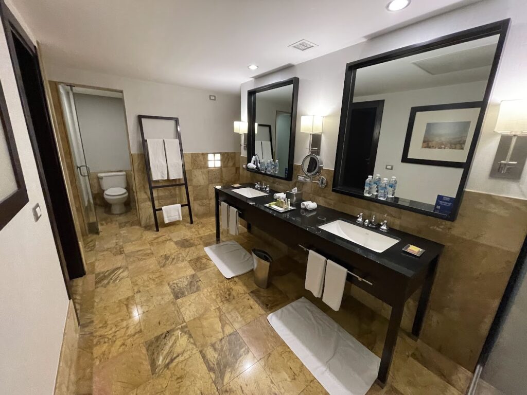 Spacious marble bathroom in Hilton Mexico City Reforma suite