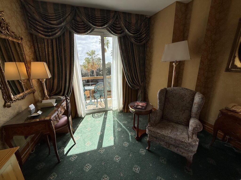 Parco dei Principi Hotel Rome classic room with balcony