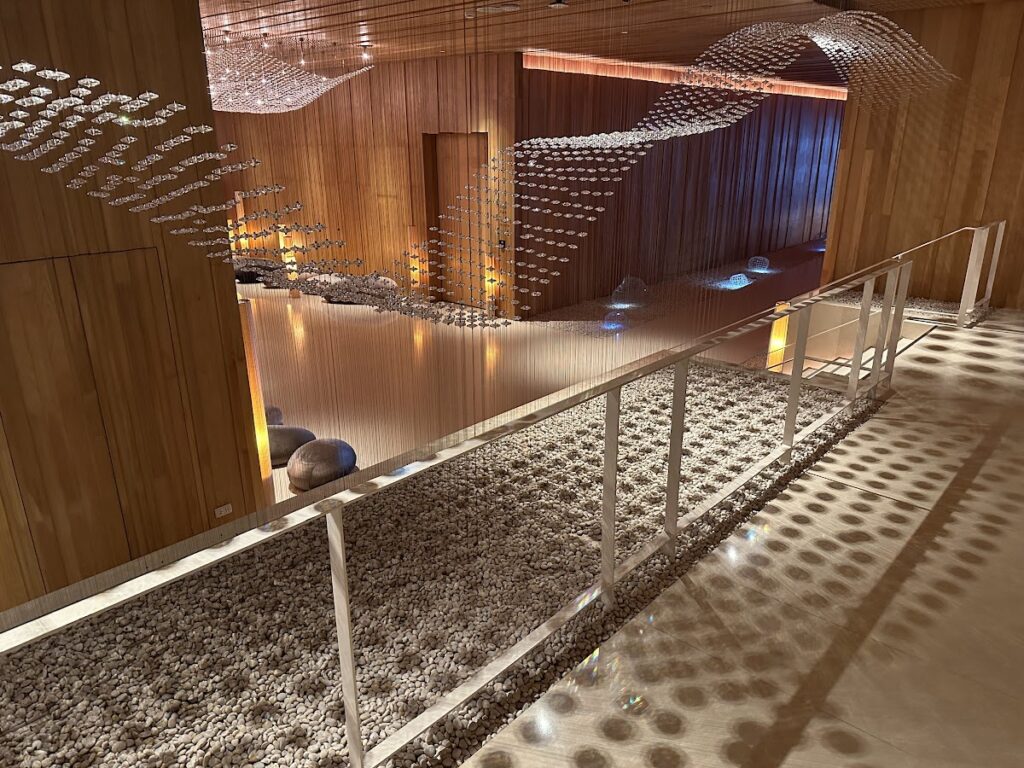Sculptural crystal installation inside Hilton Pattaya lobby