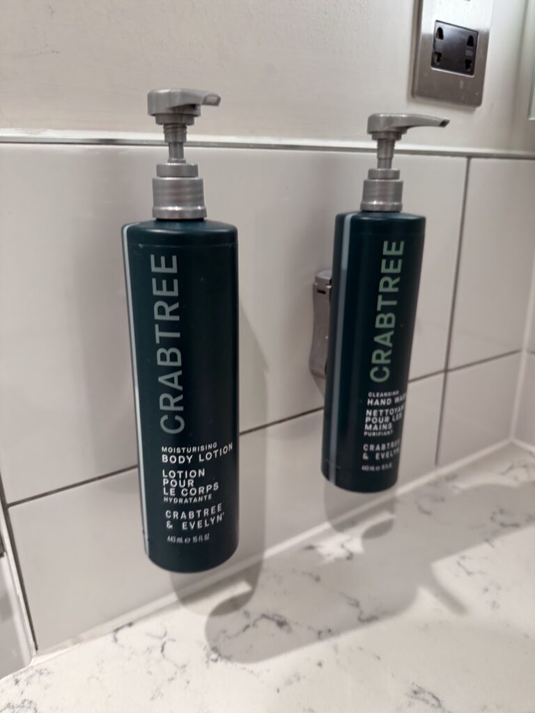 Crabtree & Evelyn toiletries in Hilton Garden Inn Abingdon bathroom