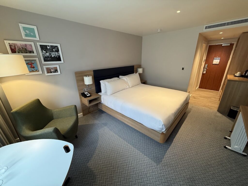 Guest room at Hilton Garden Inn Abingdon with double bed