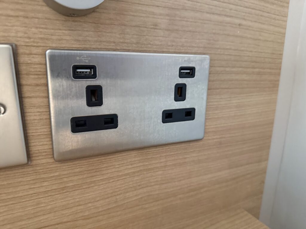 Bedside power sockets with USB ports at Hilton Garden Inn