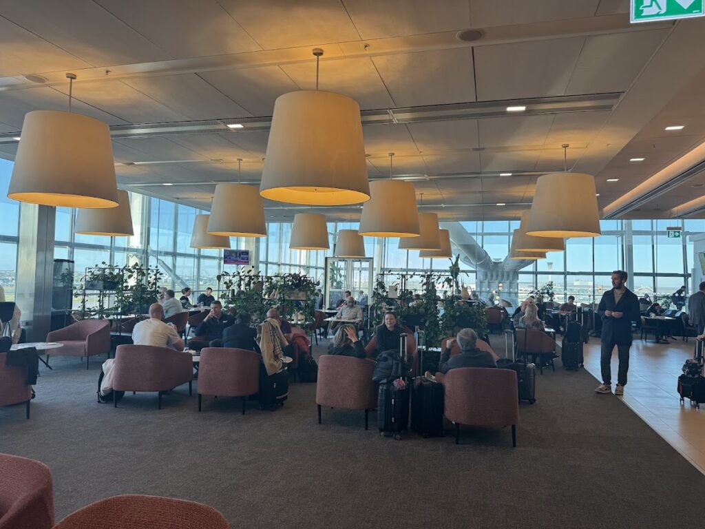 British Airways Club Lounge Galleries North Lounge