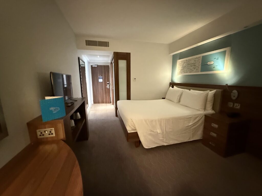 Hampton by Hilton Bournemouth guest room with double bed