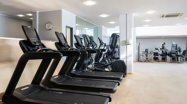 Hilton Cologne gym with treadmills and cardio machines