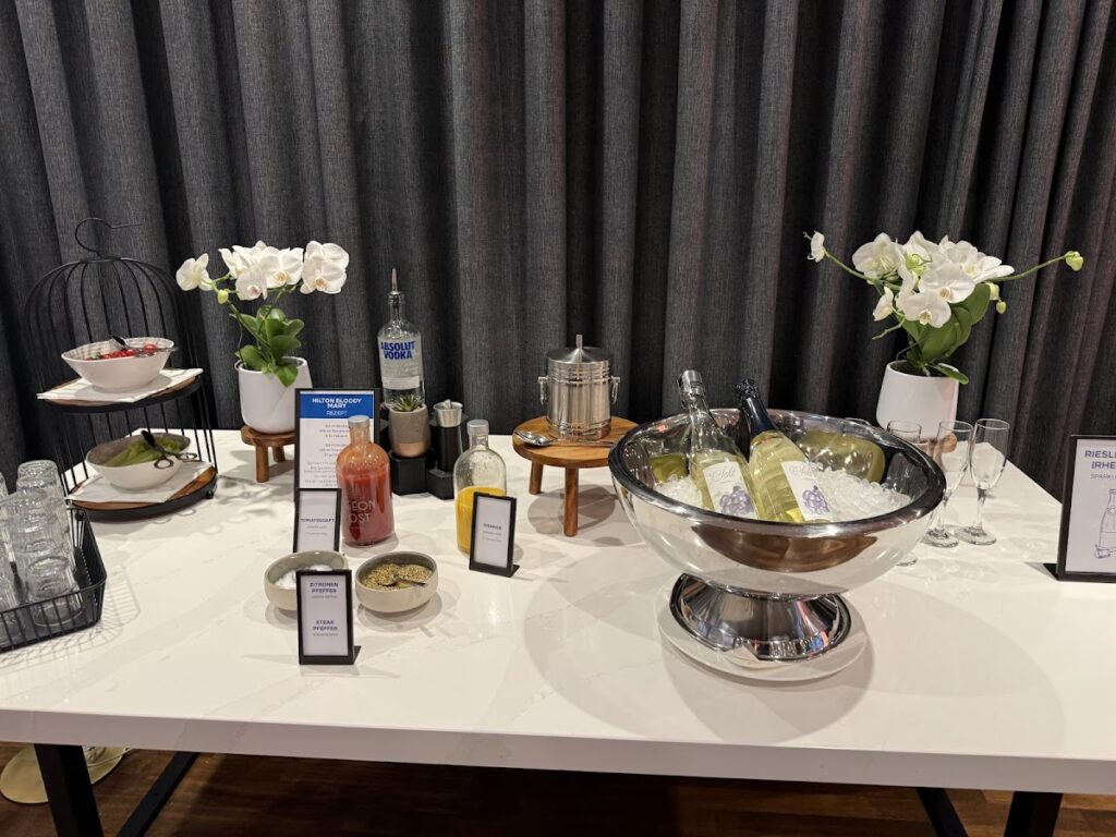 Bloody Marys and Prosecco for breakfast?
