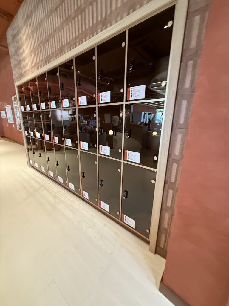 Luggage lockers at Primeclass Lounge Sofia Airport