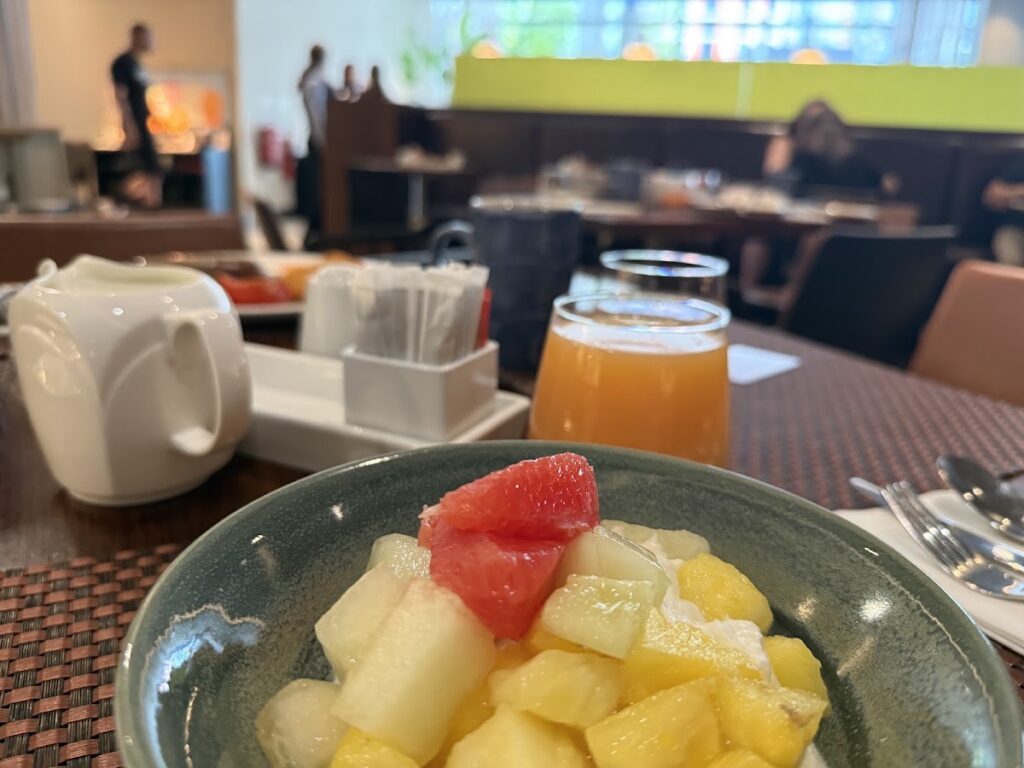 Breakfast plate at Hilton Canary Wharf with fresh fruit