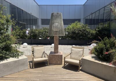 Prime Class Lounge private outdoor courtyard seating