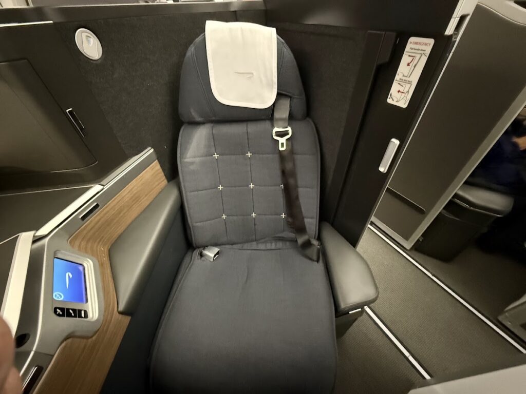 BA A350 Club Suite seat with sliding privacy door