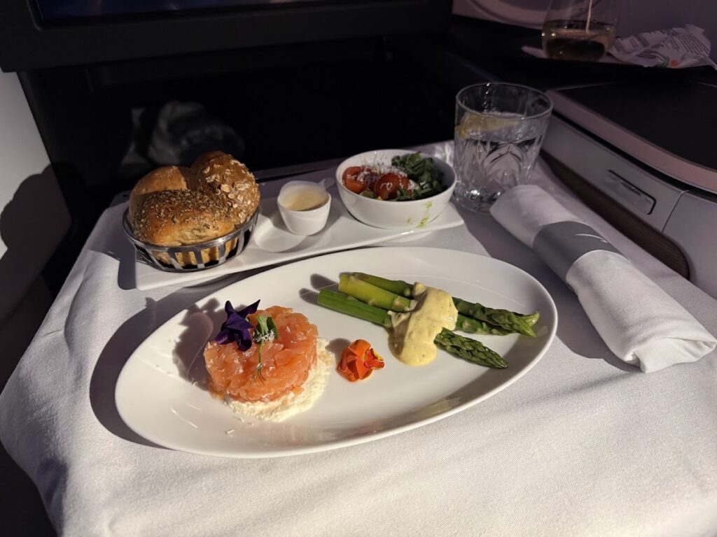 BA Club Suite meal with smoked salmon, asparagus, bread.