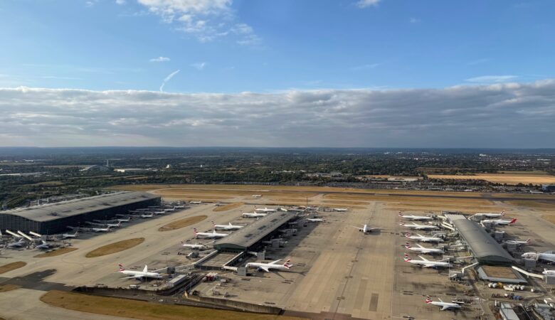 Summer take-off from Heathrow 27L over Terminal 5