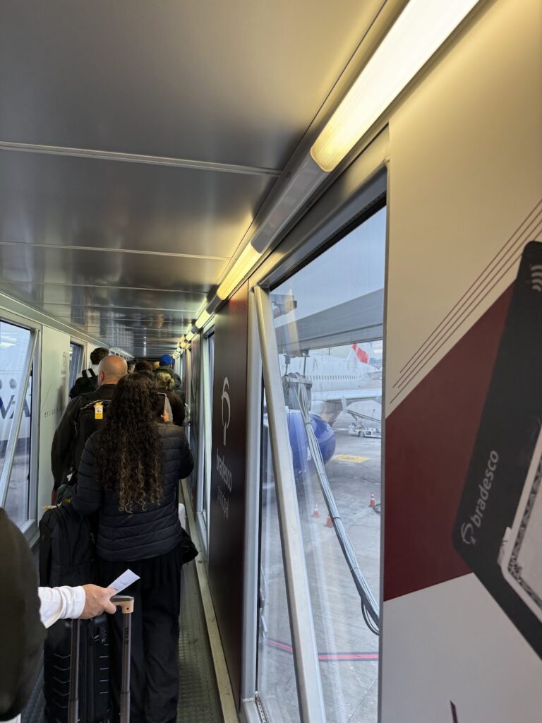 Passengers boarding British Airways A350 jet bridge